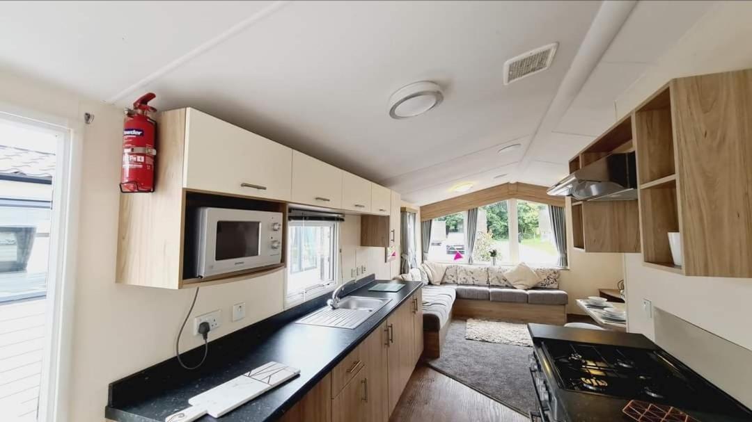Tunstall View Caravan Holidays At Sand Le Mere Exterior foto
